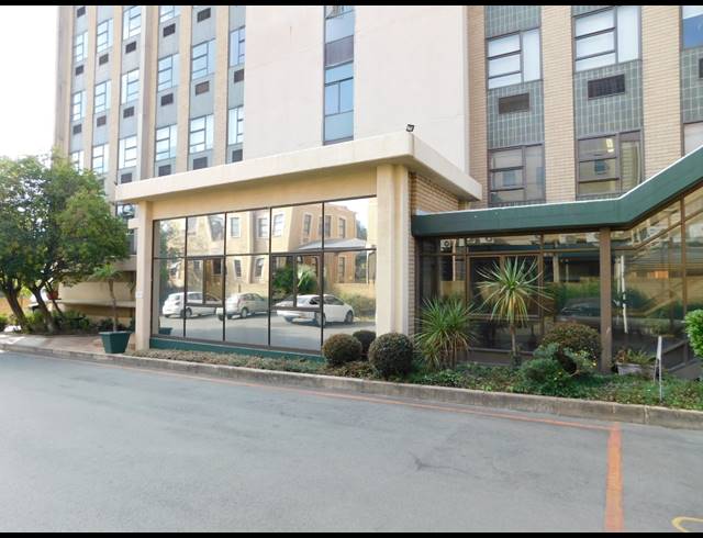 487M² OFFICE TO LET IN FERNDALE